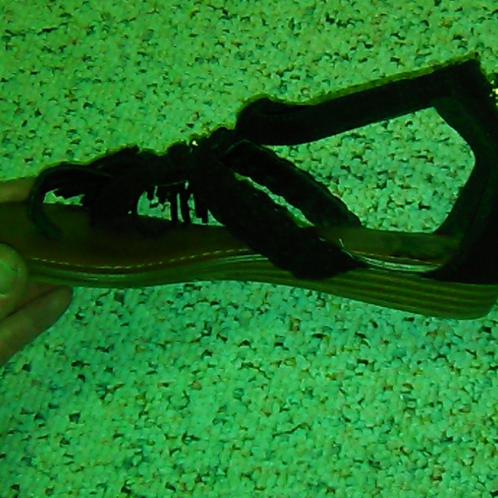 Sandles - Picture 4 of 6